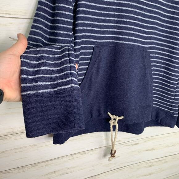 Saturday Sunday | Blue V-Neck Striped Terry Cloth Sweater - Picture 4 of 8